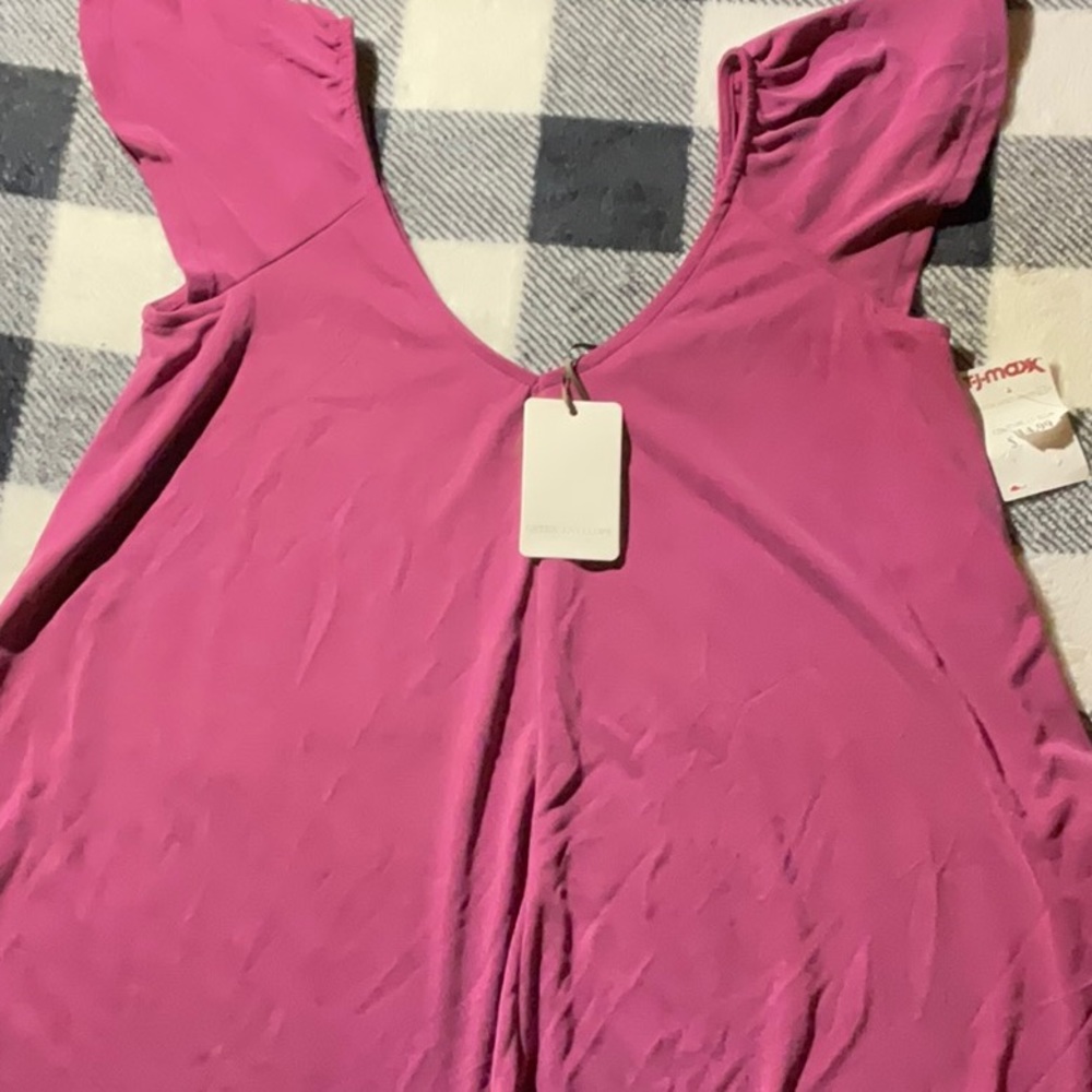 Green Envelope Los Angeles top size small NWT